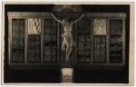Interiér farního kostela Nanebevzetí Panny Marie v Jeseníku: pamětní deska padlým v I. světové válce (2. čtvrtina 20. století)