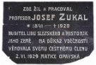 Pamětní deska věnovaná Josefu Zukalovi (1841-1929)