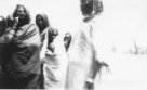 Skupina zahalených žen, kmen Hamayd, společenství Baggara