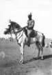 Súdánský voják s turbanem na koni