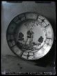 Dekorativní velký talíř s pastýřem, zhotovený lid. umělcem F. Kostkou ze Stupavy