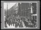 Fotografie, protestní shromáždění u Národního divadla v Praze, 28. 10. 1918.
