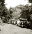 Kníže Adolf Schwarzenberg u kolony vozů expedice na cestě  ke Ngorongoro, zastávka u Ntowamtu,