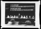 Fotografie, konference Role lékařů v prevenci jaderné války – záběr na panel řečníků