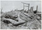 Pohodlný odpočinek francouzského vojína ve zničené posici
