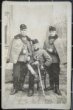 Fotografie tří vojáků v uniformě rakousko-uherské armády z Maďarska