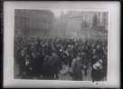 Fotografie, zakázaná demonstrace na Staroměstském náměstí v Praze k 10. výročí VŘSR