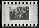 Fotografie, E. Honecker vyznamenává L. I. Brežněva