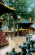 Svatyně Tóšógú - zvonice a kamenné lucerny